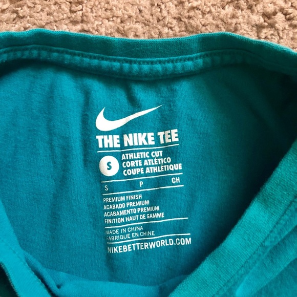Nike Tee - Picture 2 of 3